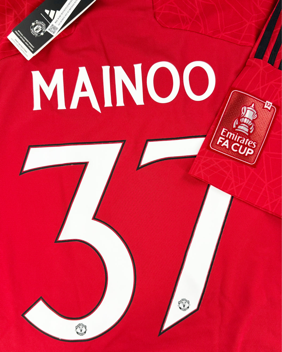 Manchester United - Thuisshirt - MAINOO #37 - 2023/24 - Maat L - 10/10